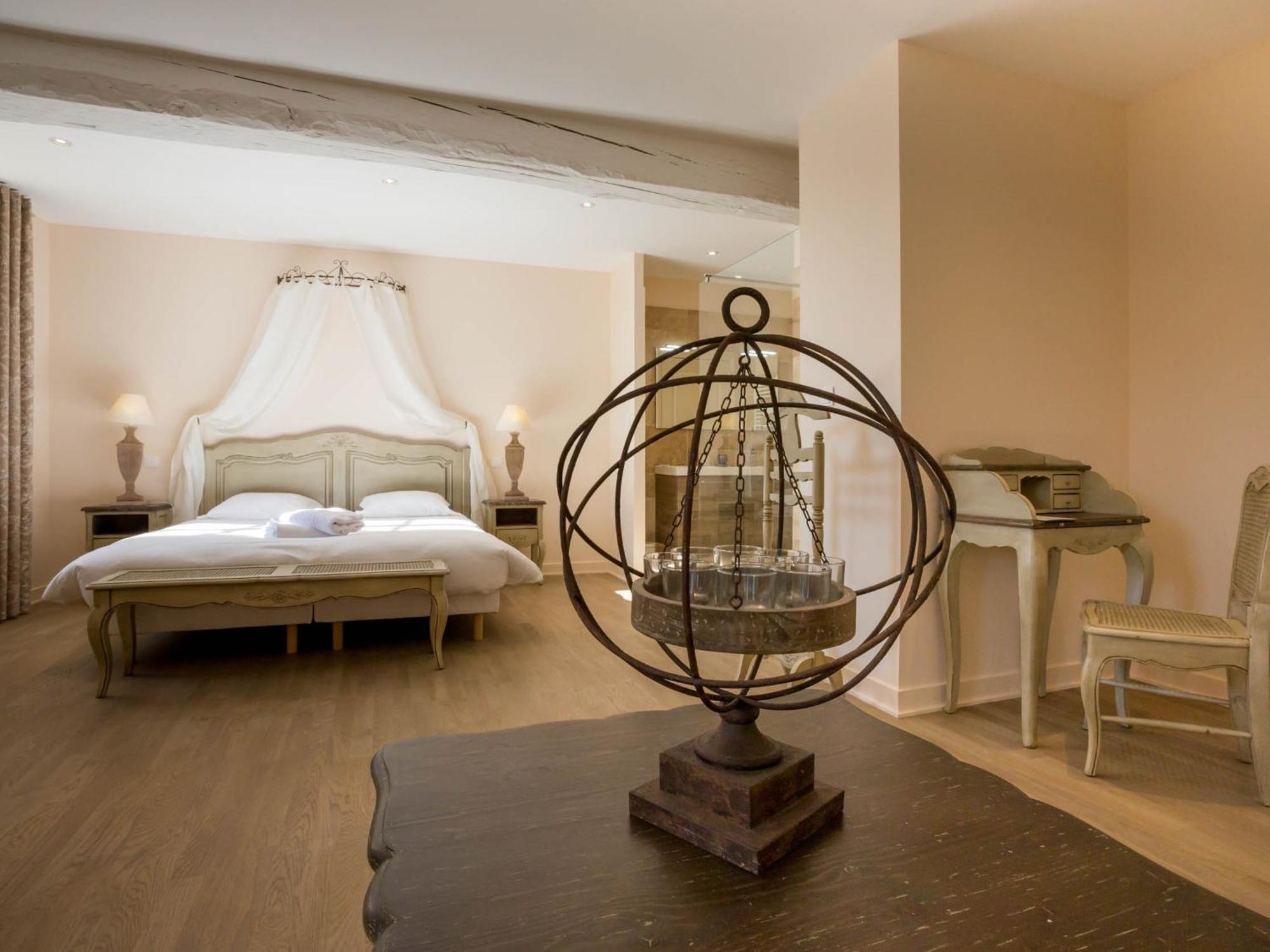 Le Cara - 4 Appartements Calmes Et Chics Au Coeur De Beaune Beaune  Room photo