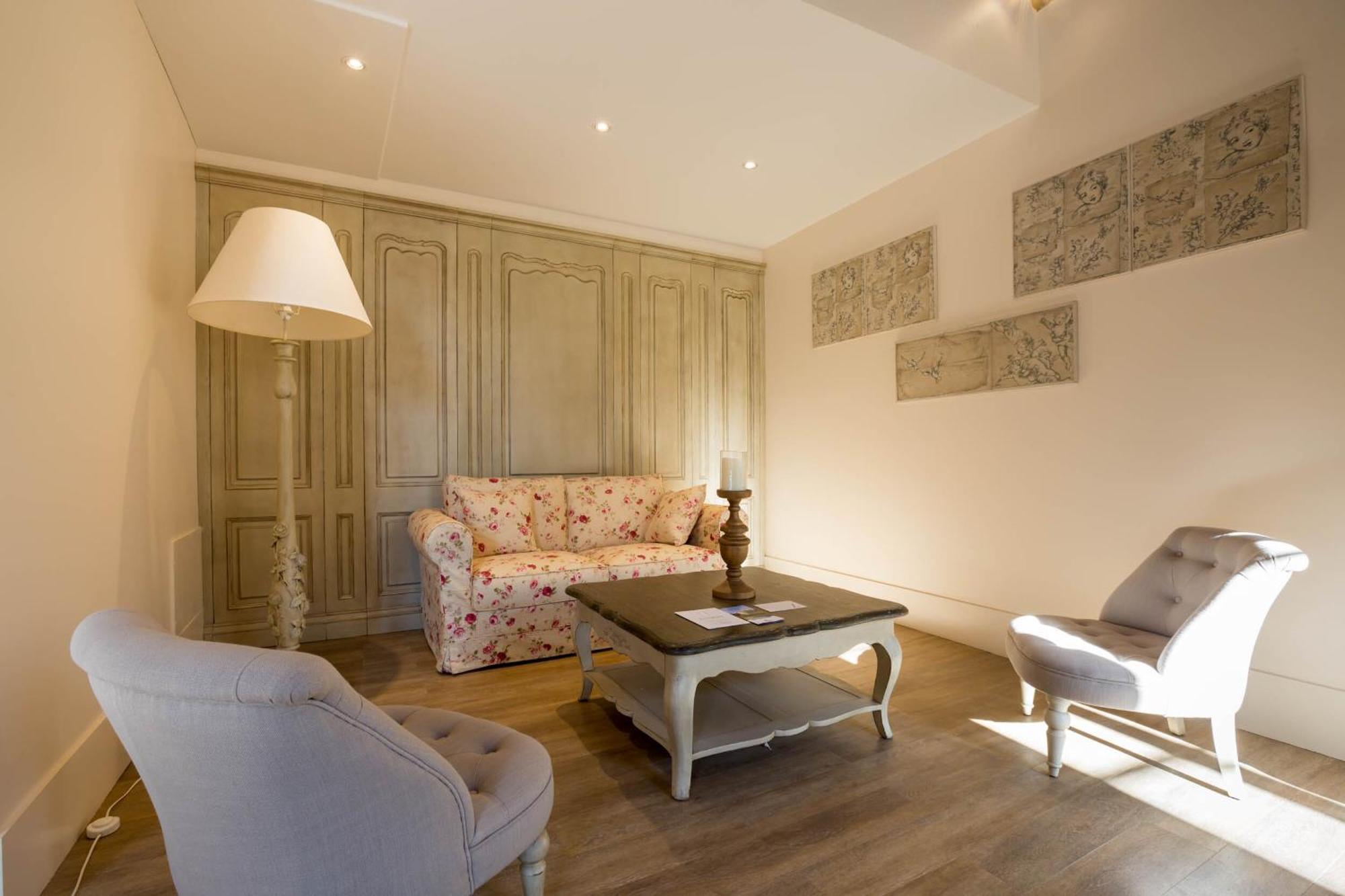Le Cara - 4 Appartements Calmes Et Chics Au Coeur De Beaune Beaune  Room photo