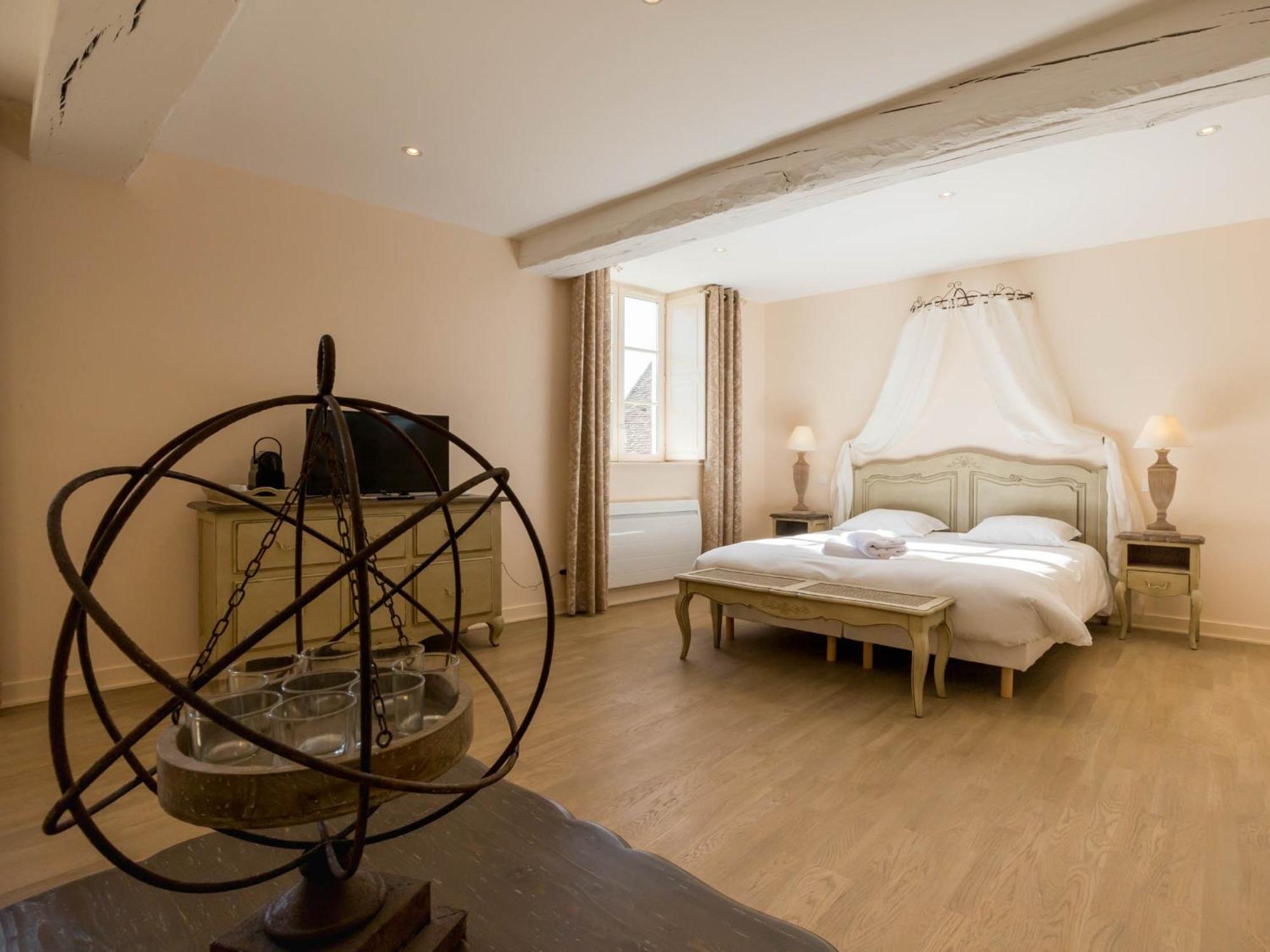 Le Cara - 4 Appartements Calmes Et Chics Au Coeur De Beaune Beaune  Room photo