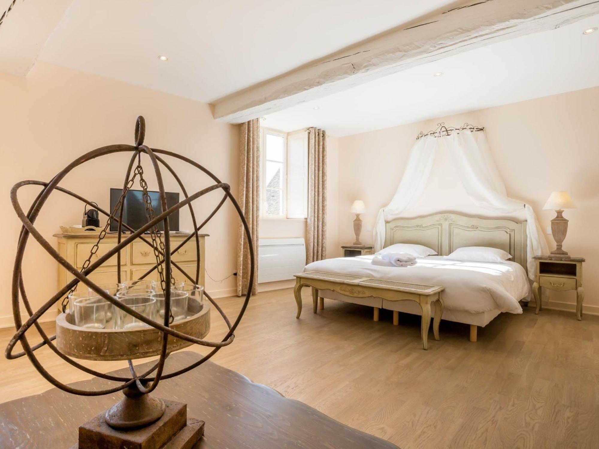 Le Cara - 4 Appartements Calmes Et Chics Au Coeur De Beaune Beaune  Room photo