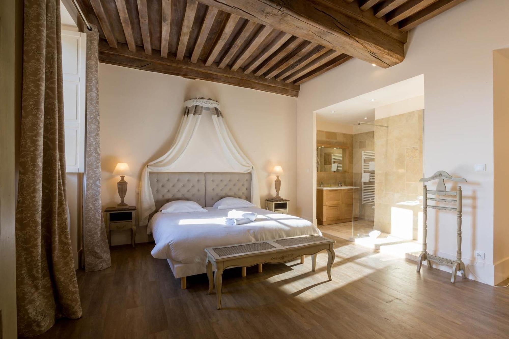 Le Cara - 4 Appartements Calmes Et Chics Au Coeur De Beaune Beaune  Room photo