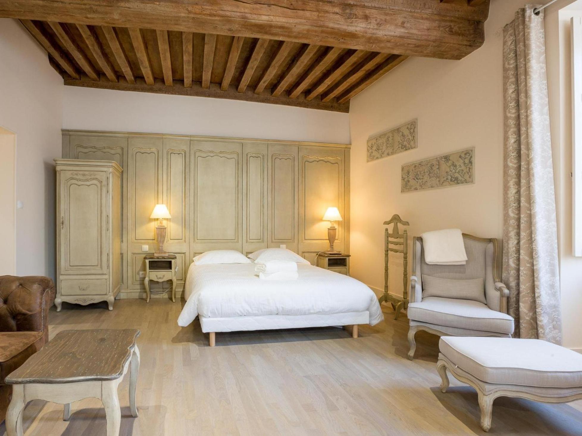 Le Cara - 4 Appartements Calmes Et Chics Au Coeur De Beaune Beaune  Room photo